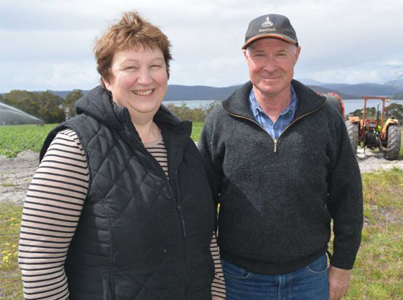 Tasmanian potato growers Susie and Gerard Daly win Kondinin Group, ABC Rural Farmer of the Year Award